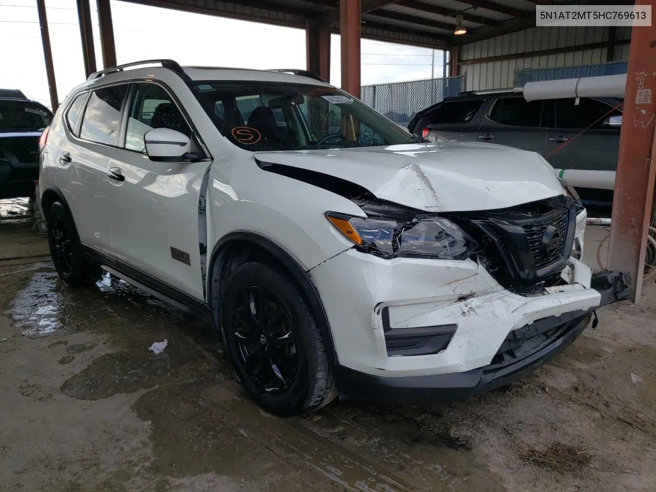 2017 Nissan Rogue S VIN: 5N1AT2MT5HC769613 Lot: 36338272