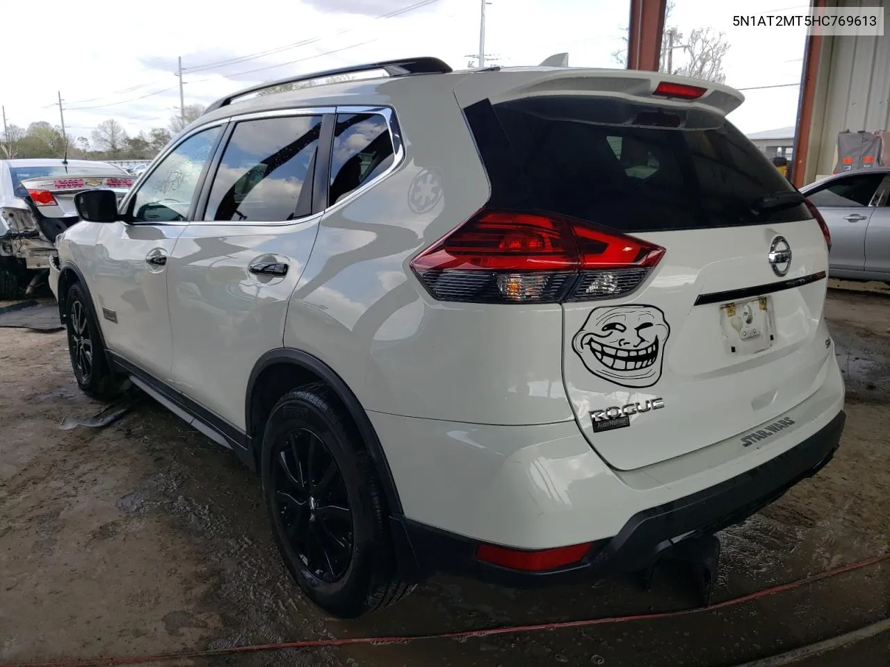 2017 Nissan Rogue S VIN: 5N1AT2MT5HC769613 Lot: 36338272