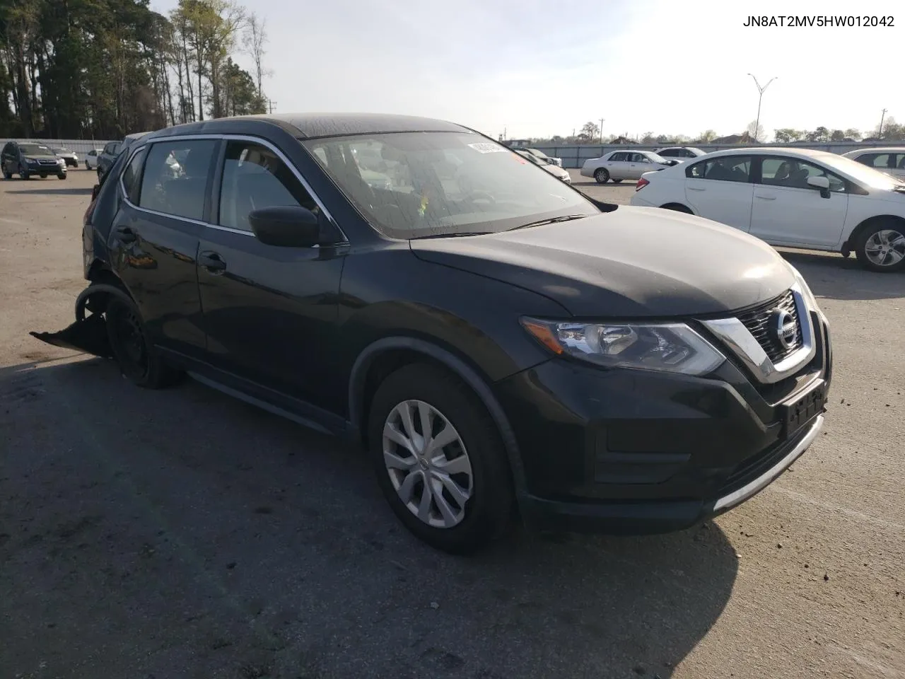 2017 Nissan Rogue S VIN: JN8AT2MV5HW012042 Lot: 48061484