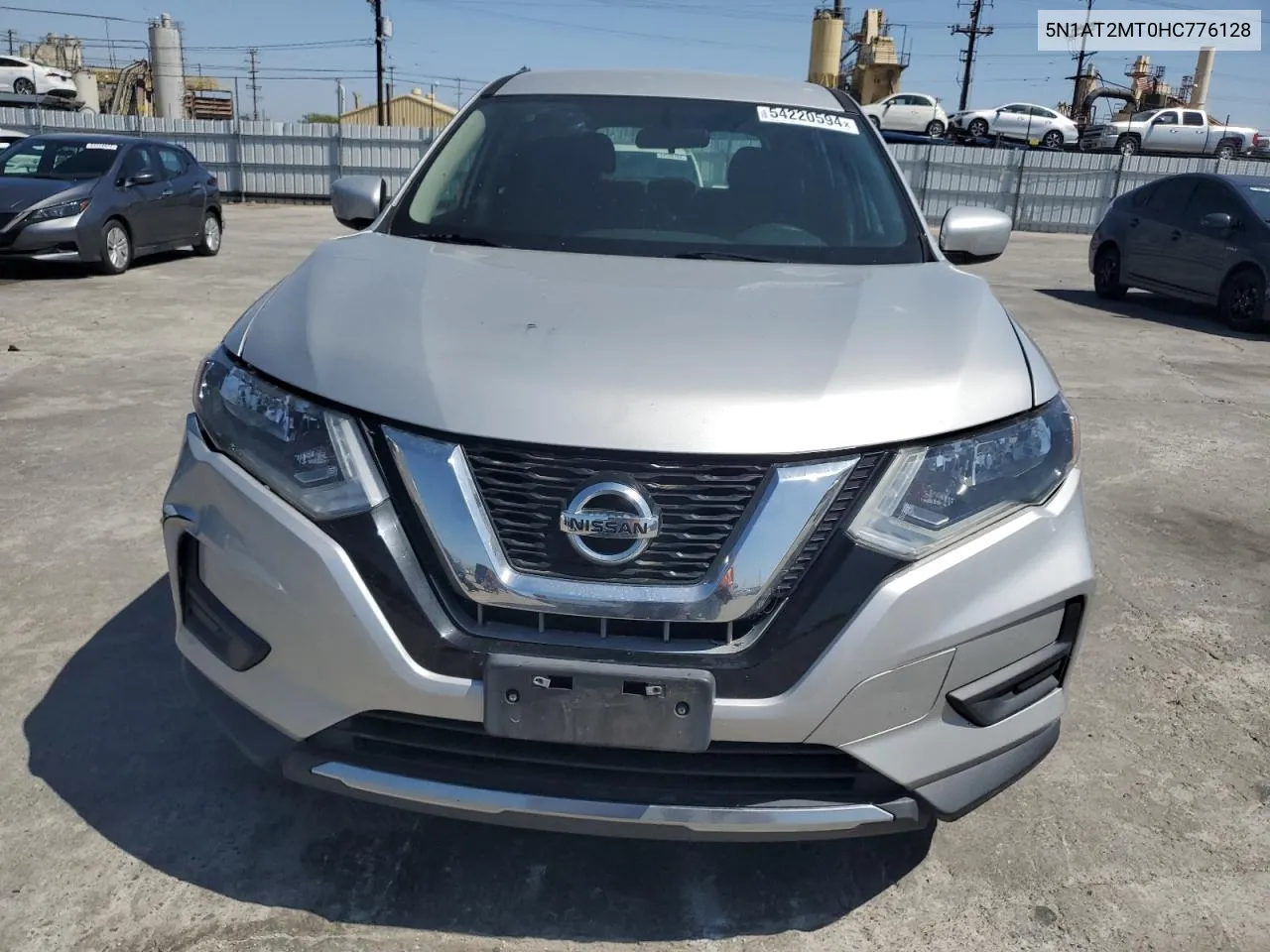 2017 Nissan Rogue S VIN: 5N1AT2MT0HC776128 Lot: 54220594