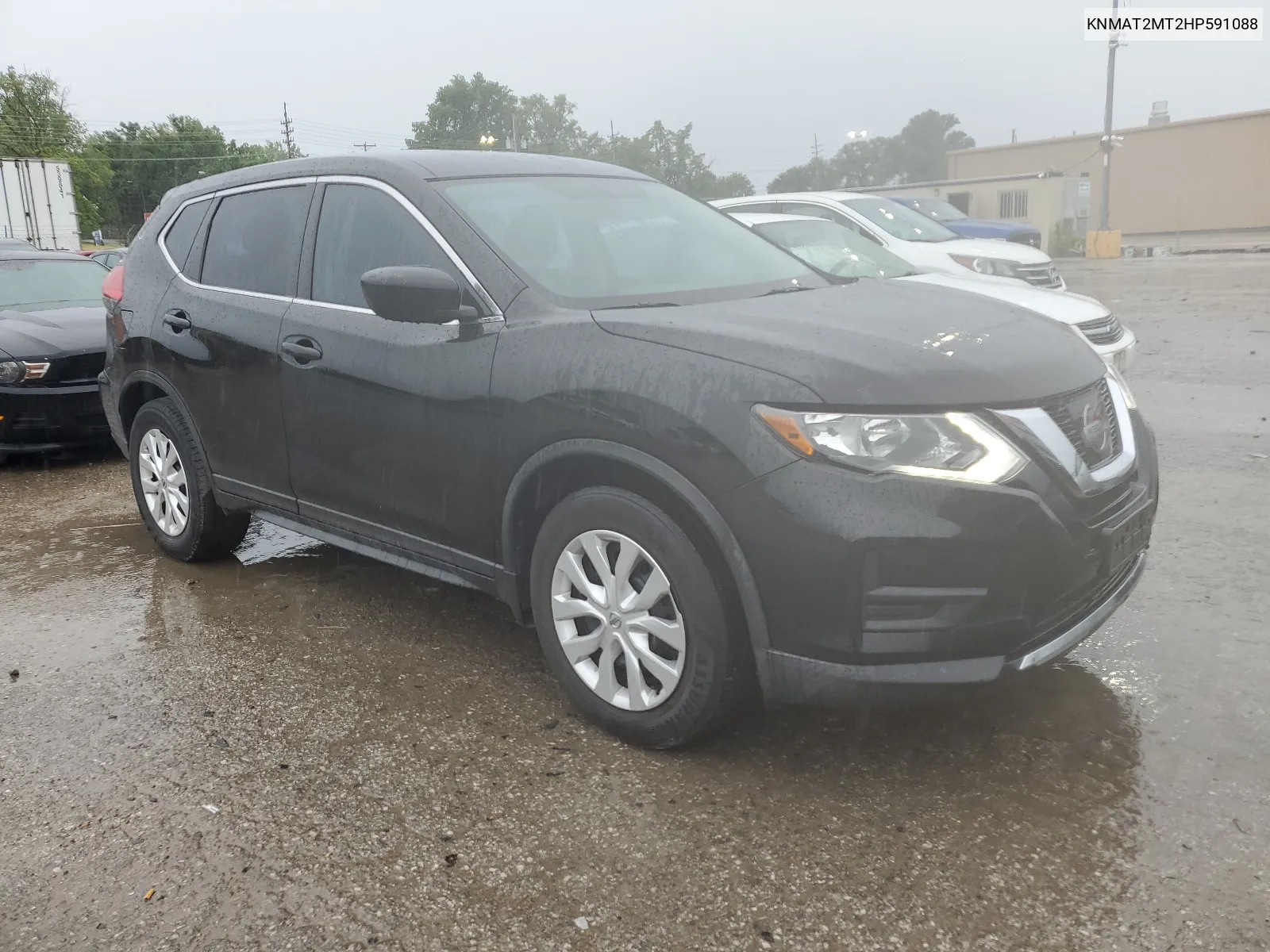 2017 Nissan Rogue S VIN: KNMAT2MT2HP591088 Lot: 58982334