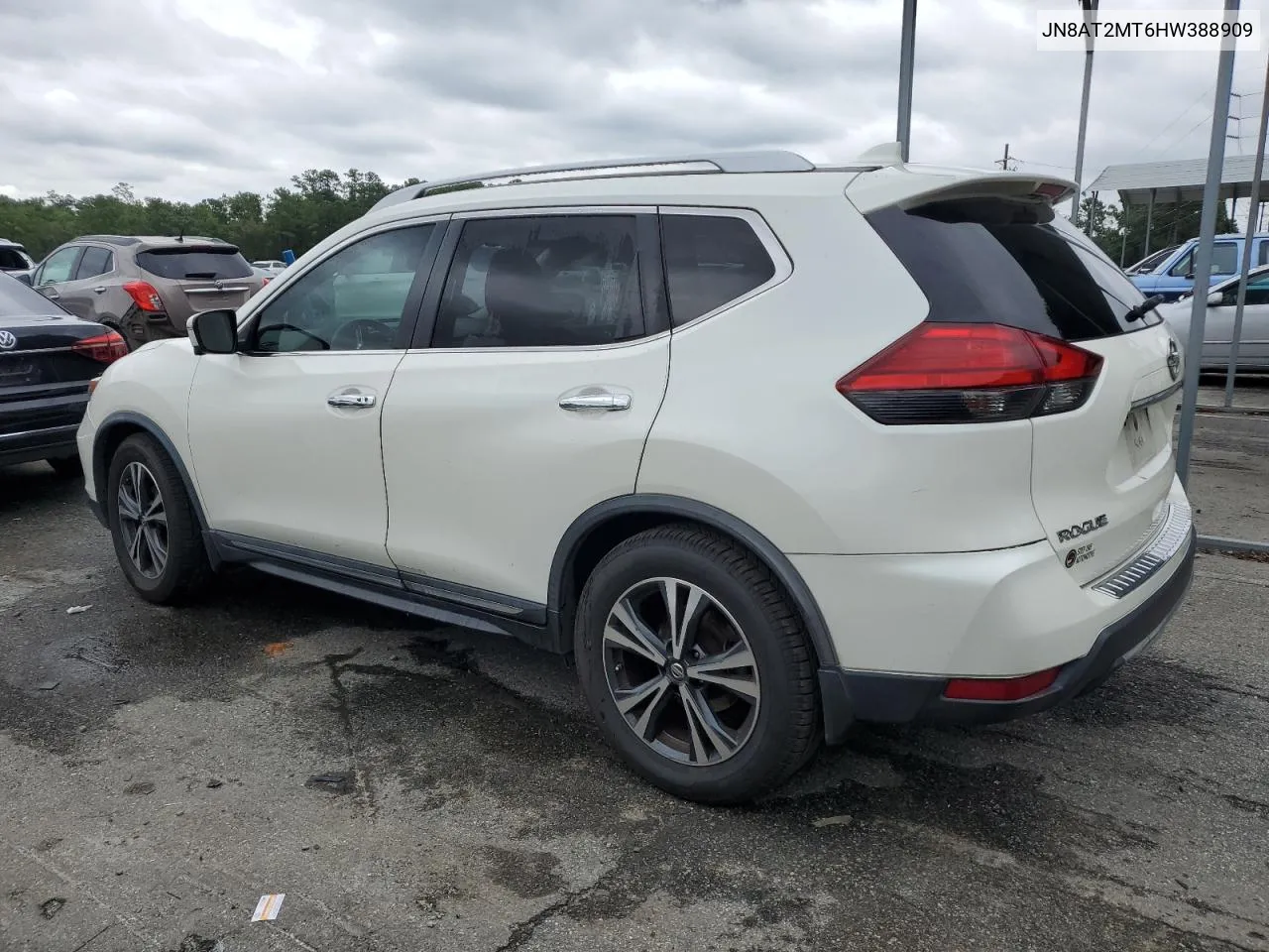 2017 Nissan Rogue S VIN: JN8AT2MT6HW388909 Lot: 61509374