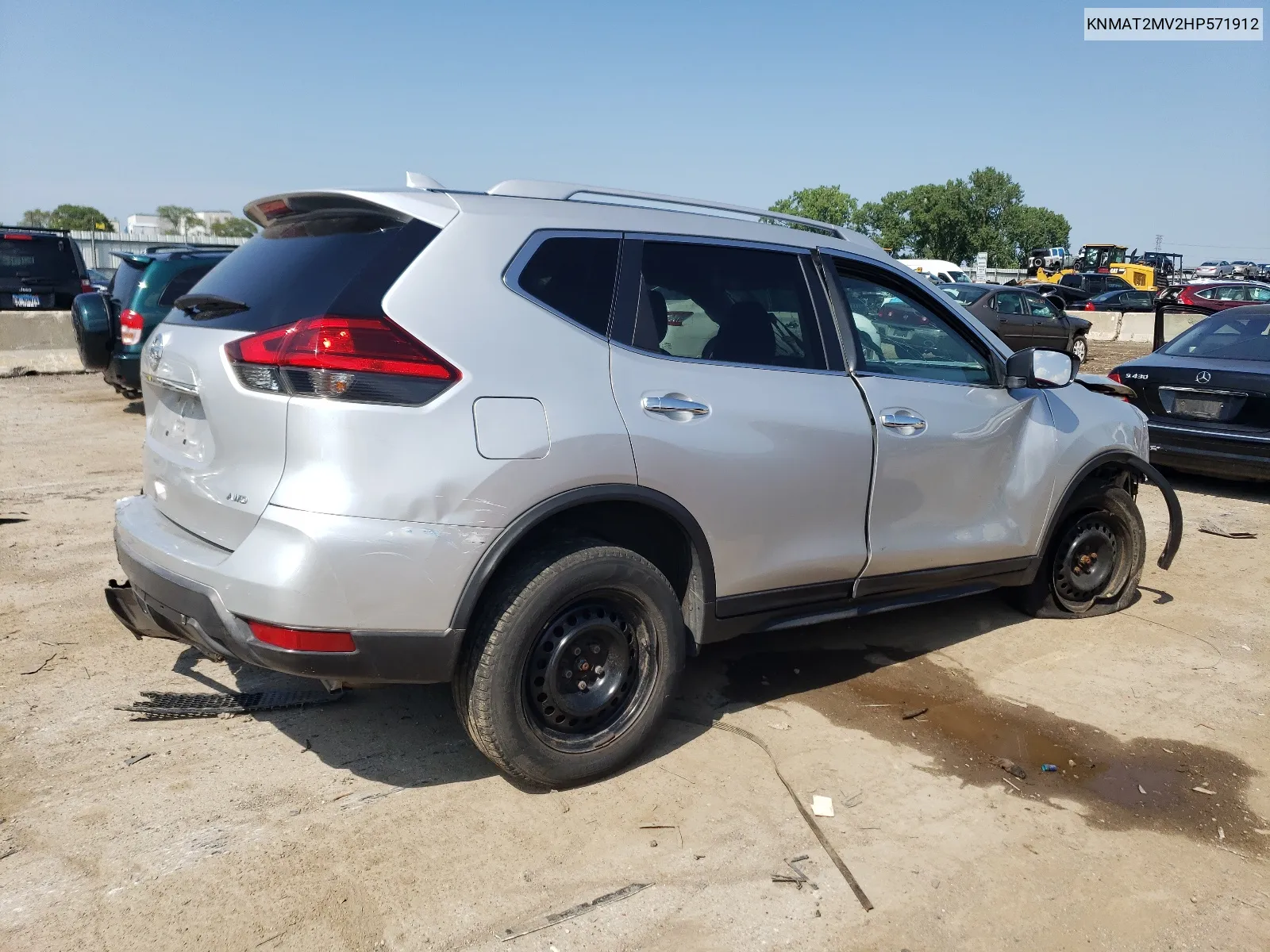 2017 Nissan Rogue S VIN: KNMAT2MV2HP571912 Lot: 62731104