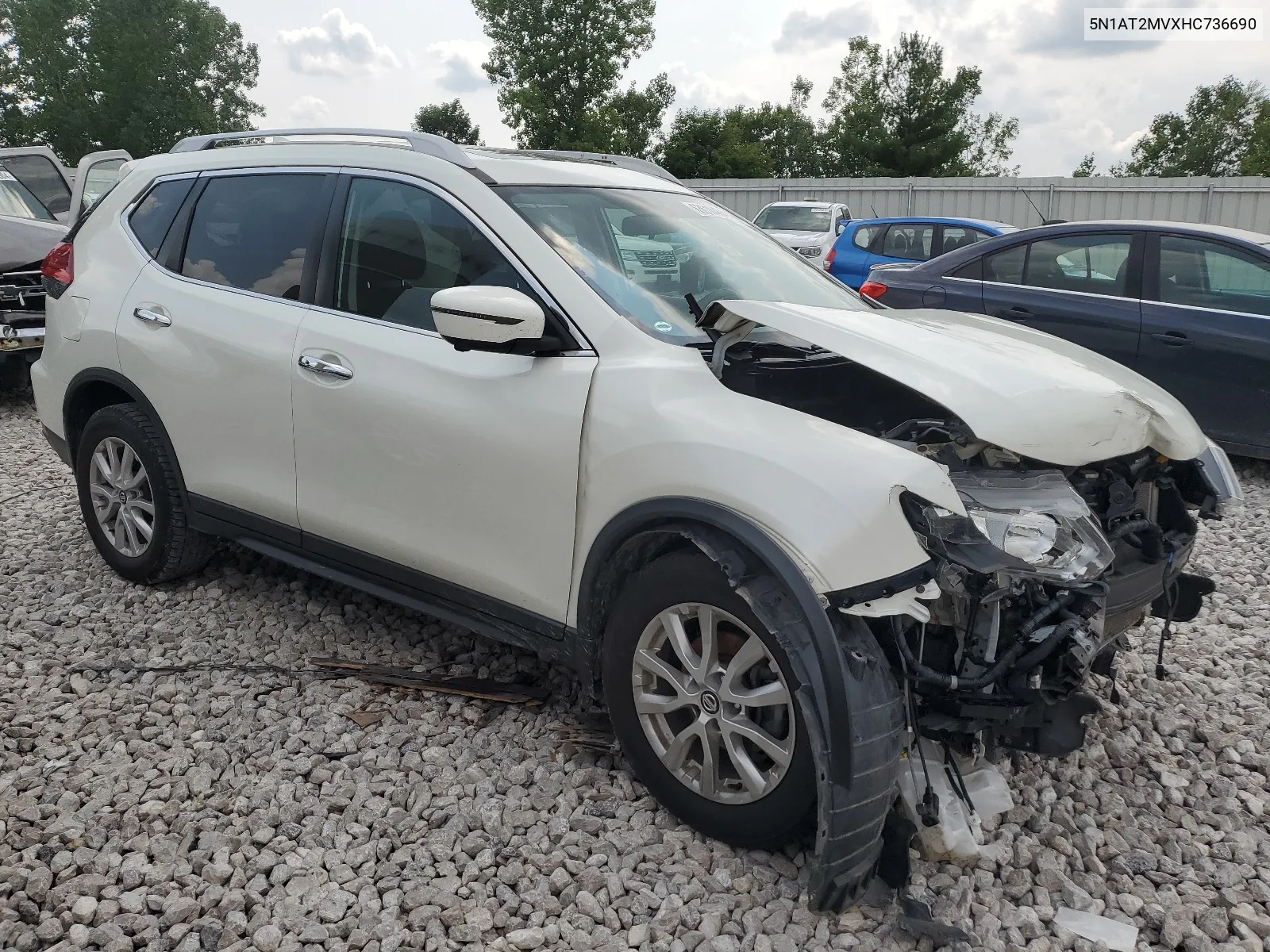 2017 Nissan Rogue Sv VIN: 5N1AT2MVXHC736690 Lot: 63610464