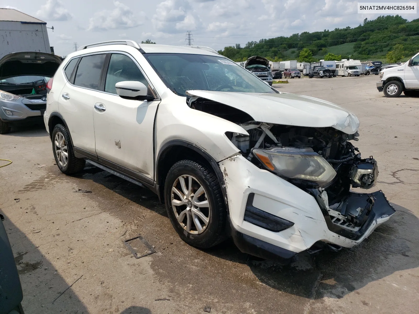 2017 Nissan Rogue Sv VIN: 5N1AT2MV4HC826594 Lot: 63854684