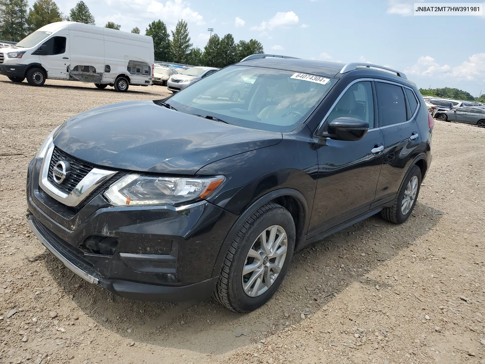 2017 Nissan Rogue S VIN: JN8AT2MT7HW391981 Lot: 64074304