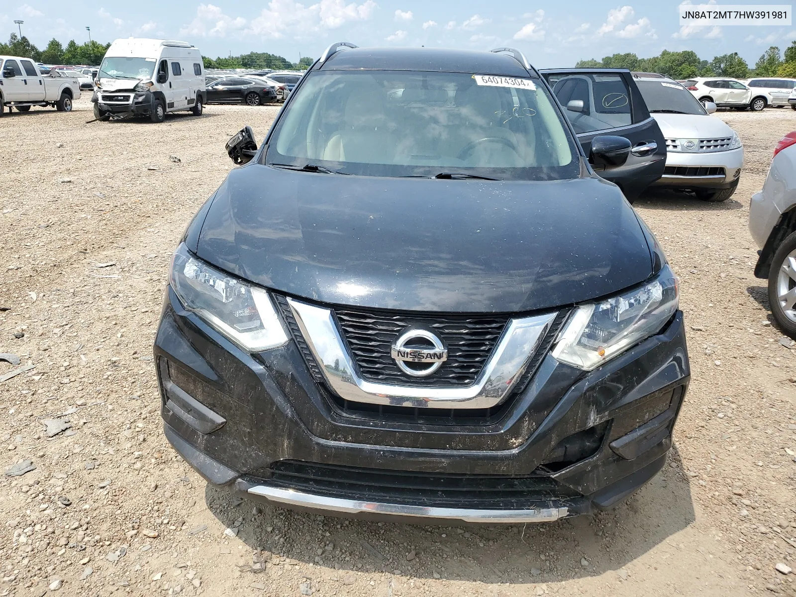 2017 Nissan Rogue S VIN: JN8AT2MT7HW391981 Lot: 64074304