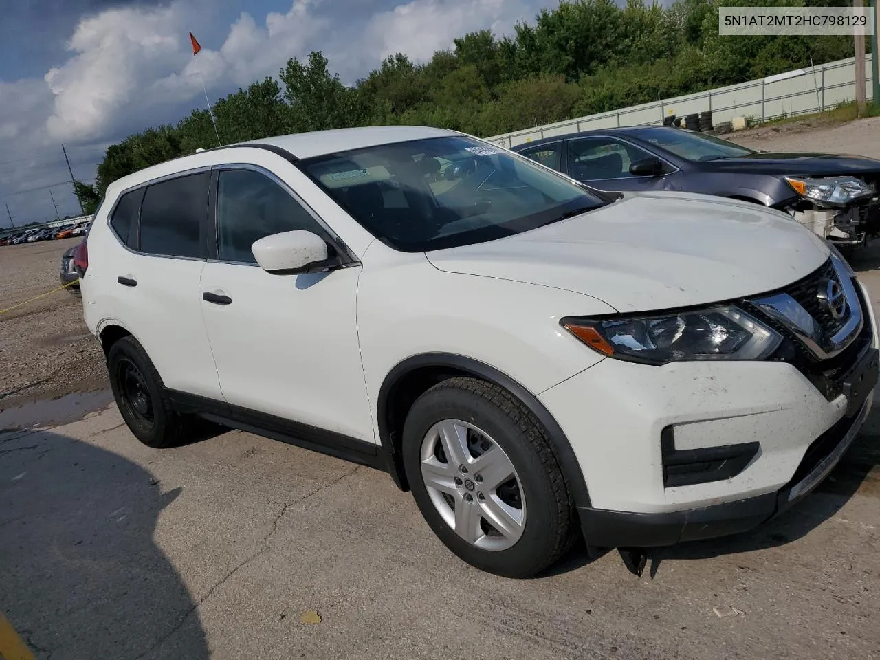 2017 Nissan Rogue S VIN: 5N1AT2MT2HC798129 Lot: 64443864