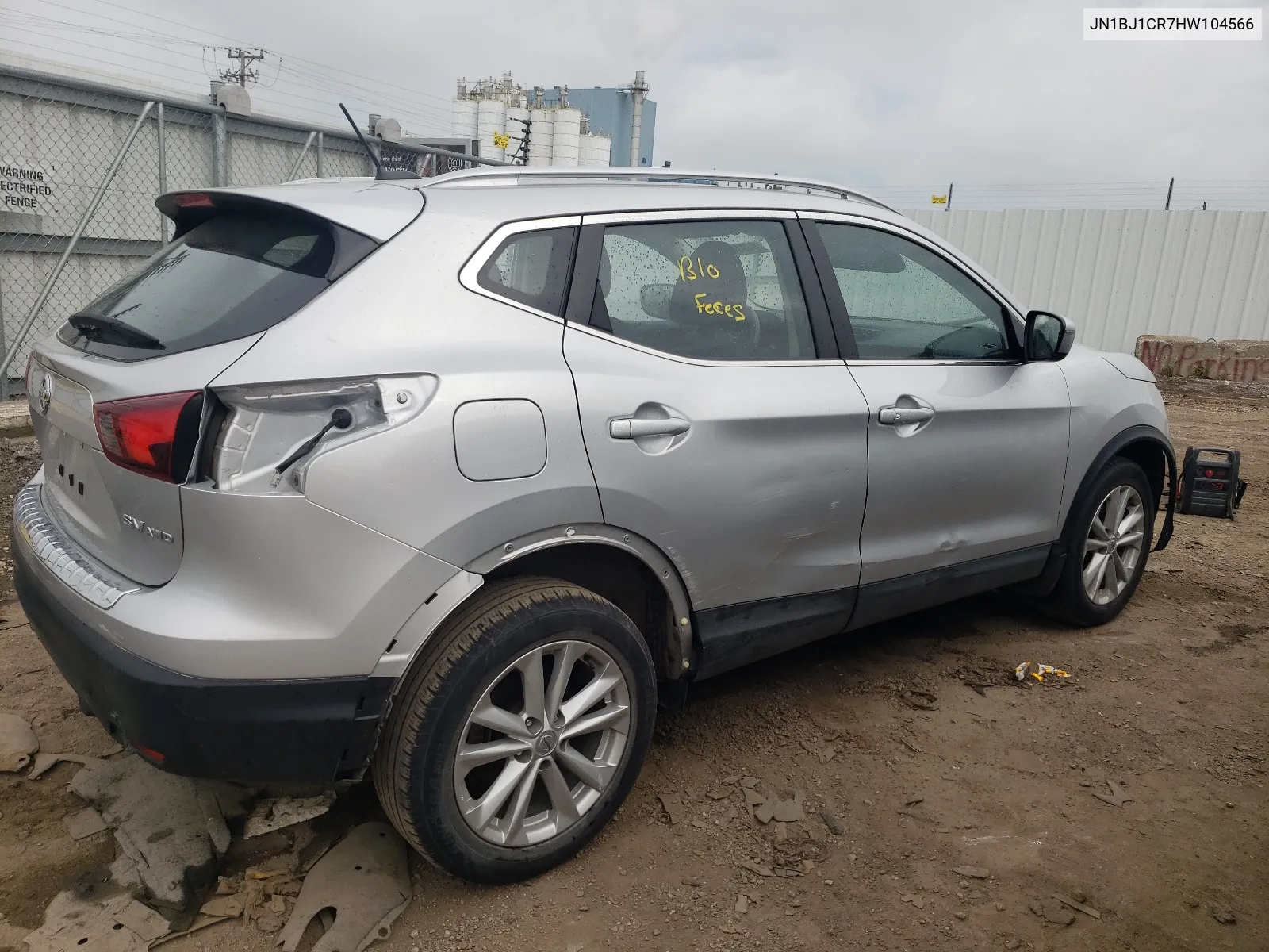 JN1BJ1CR7HW104566 2017 Nissan Rogue Sport S