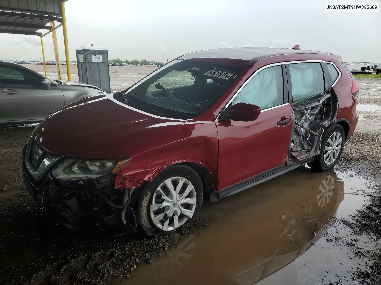 2017 Nissan Rogue S VIN: JN8AT2MT9HW395689 Lot: 65026674