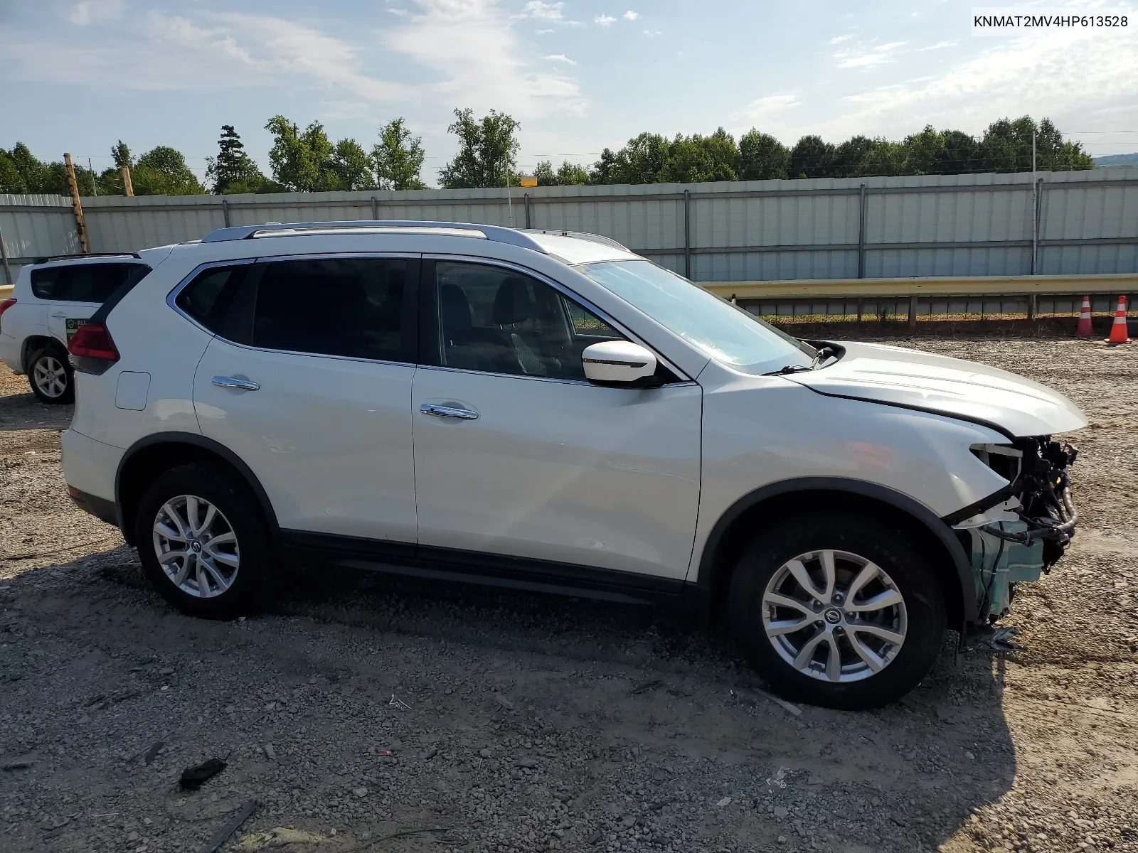 2017 Nissan Rogue S VIN: KNMAT2MV4HP613528 Lot: 66382864