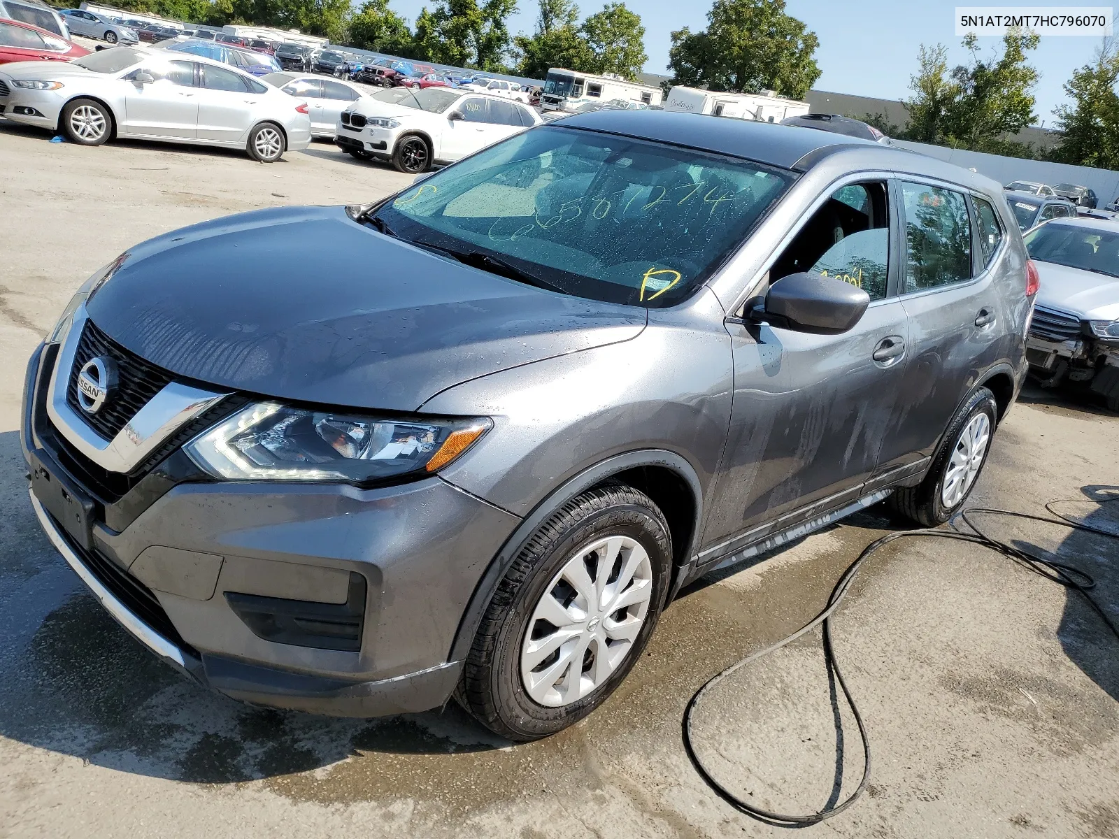 2017 Nissan Rogue S VIN: 5N1AT2MT7HC796070 Lot: 66587274