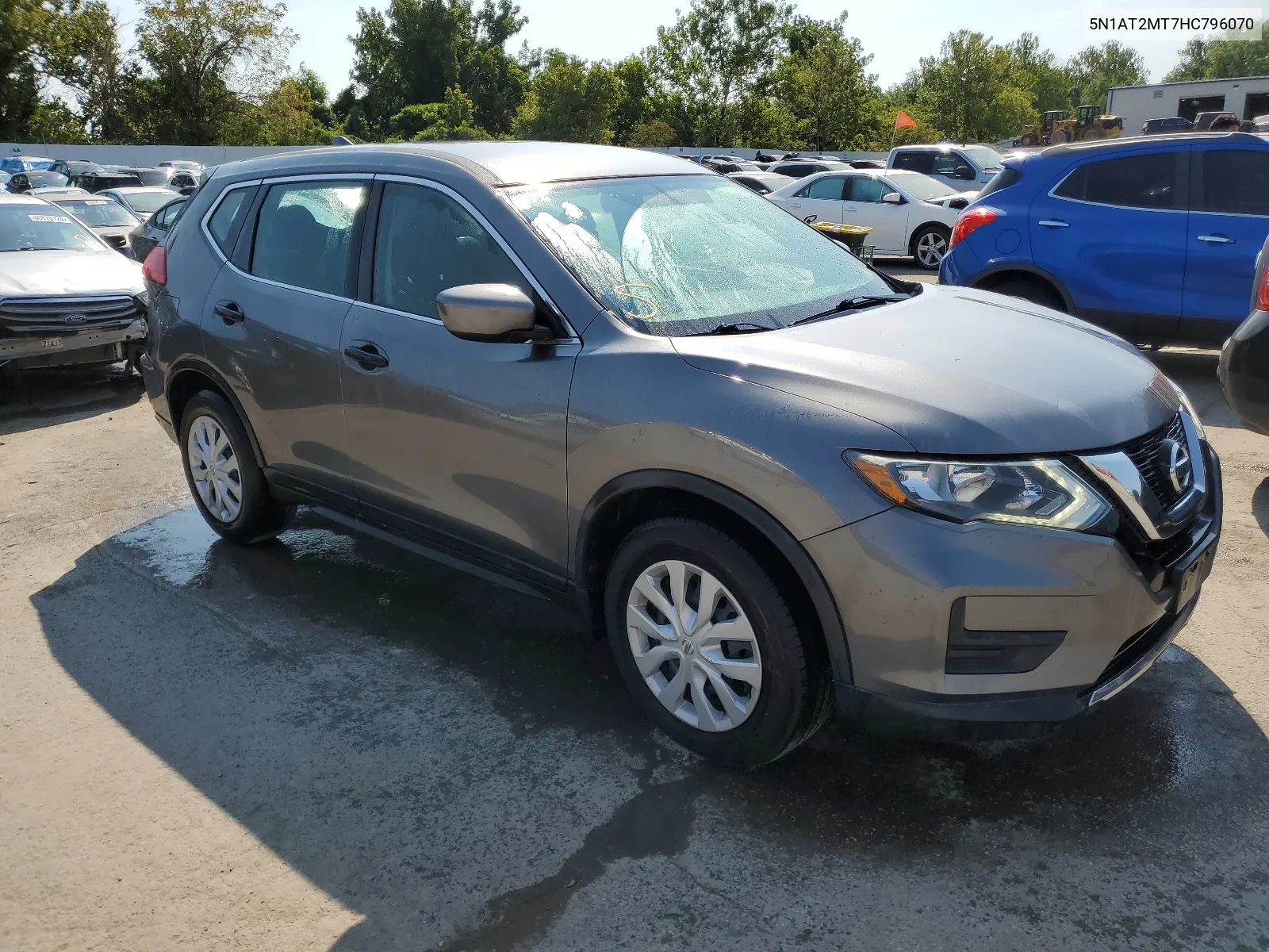 2017 Nissan Rogue S VIN: 5N1AT2MT7HC796070 Lot: 66587274