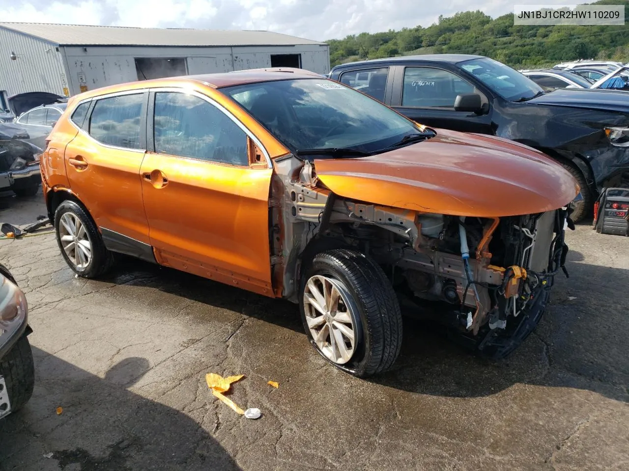 JN1BJ1CR2HW110209 2017 Nissan Rogue Sport S