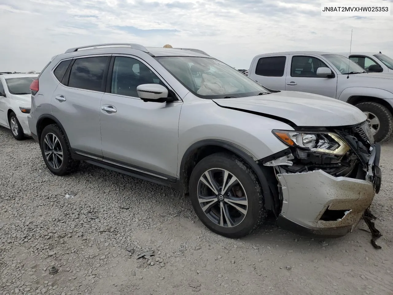 2017 Nissan Rogue S VIN: JN8AT2MVXHW025353 Lot: 67251104