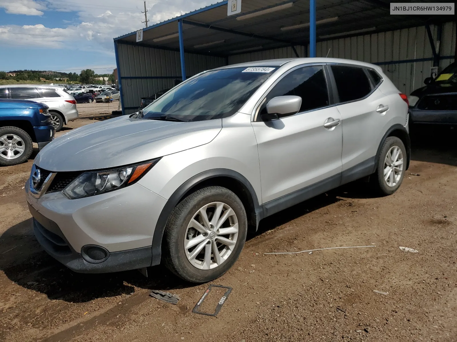 JN1BJ1CR6HW134979 2017 Nissan Rogue Sport S