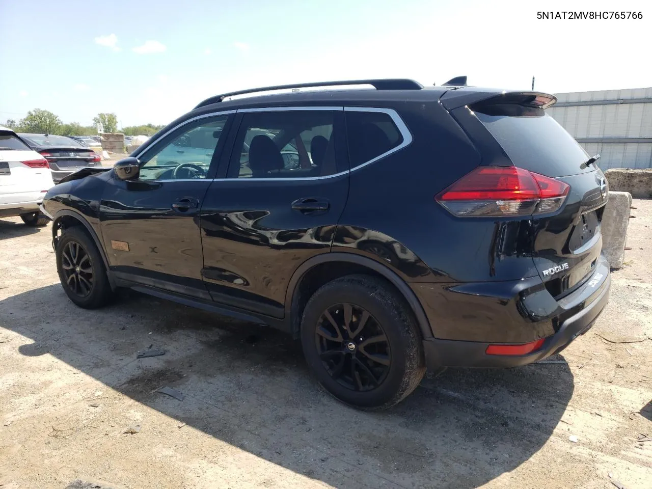 2017 Nissan Rogue Sv VIN: 5N1AT2MV8HC765766 Lot: 67419314