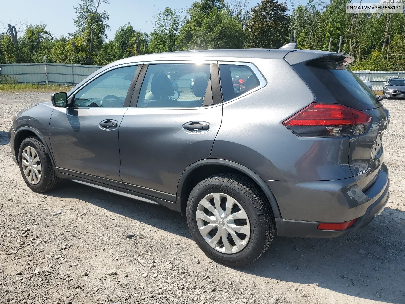 KNMAT2MV3HP568131 2017 Nissan Rogue S