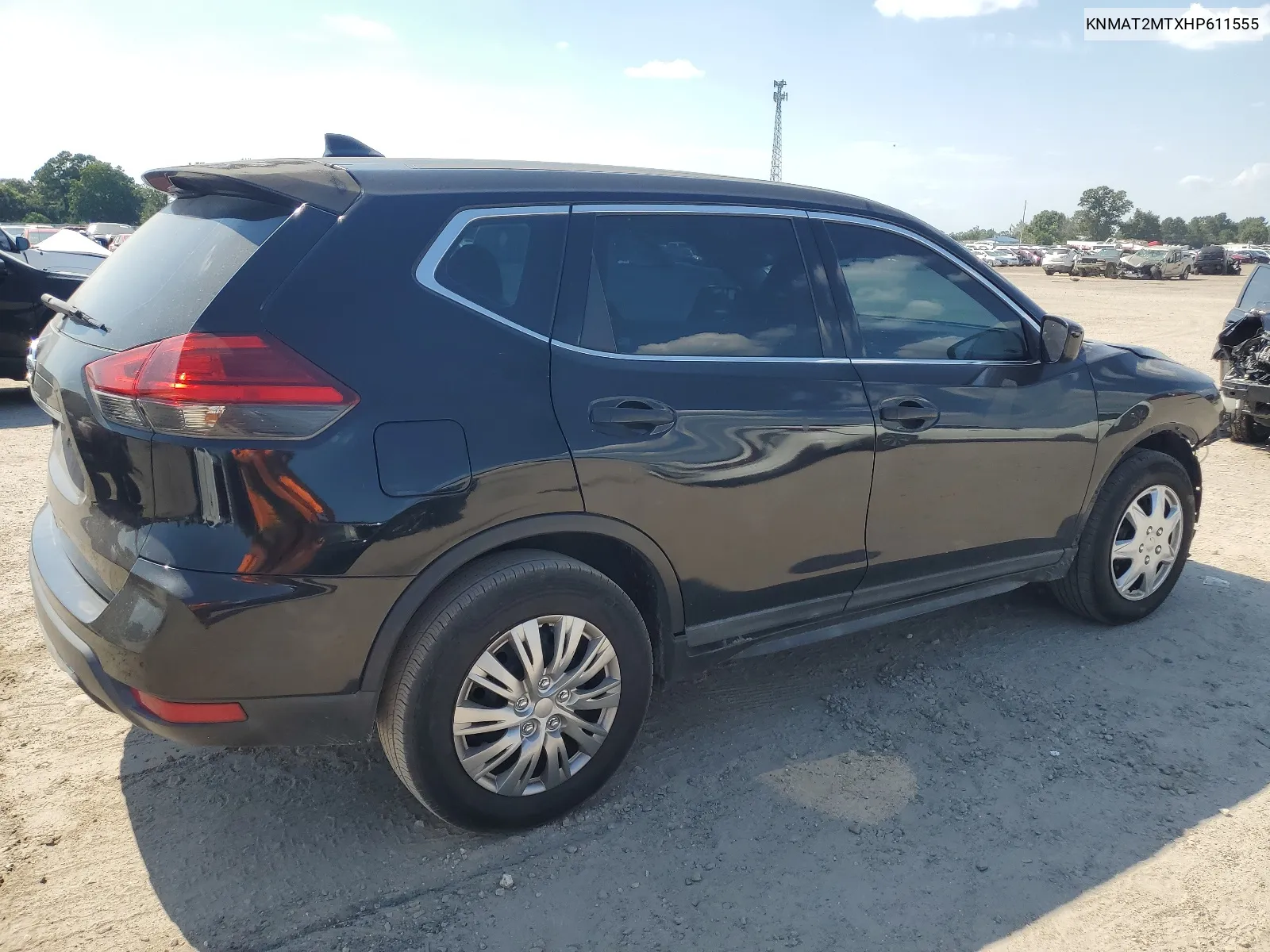 2017 Nissan Rogue S VIN: KNMAT2MTXHP611555 Lot: 67541084