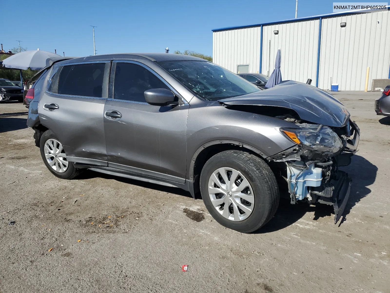 2017 Nissan Rogue S VIN: KNMAT2MT8HP605205 Lot: 67754504