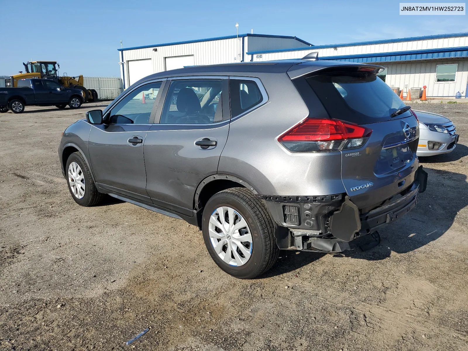 2017 Nissan Rogue S VIN: JN8AT2MV1HW252723 Lot: 67775884