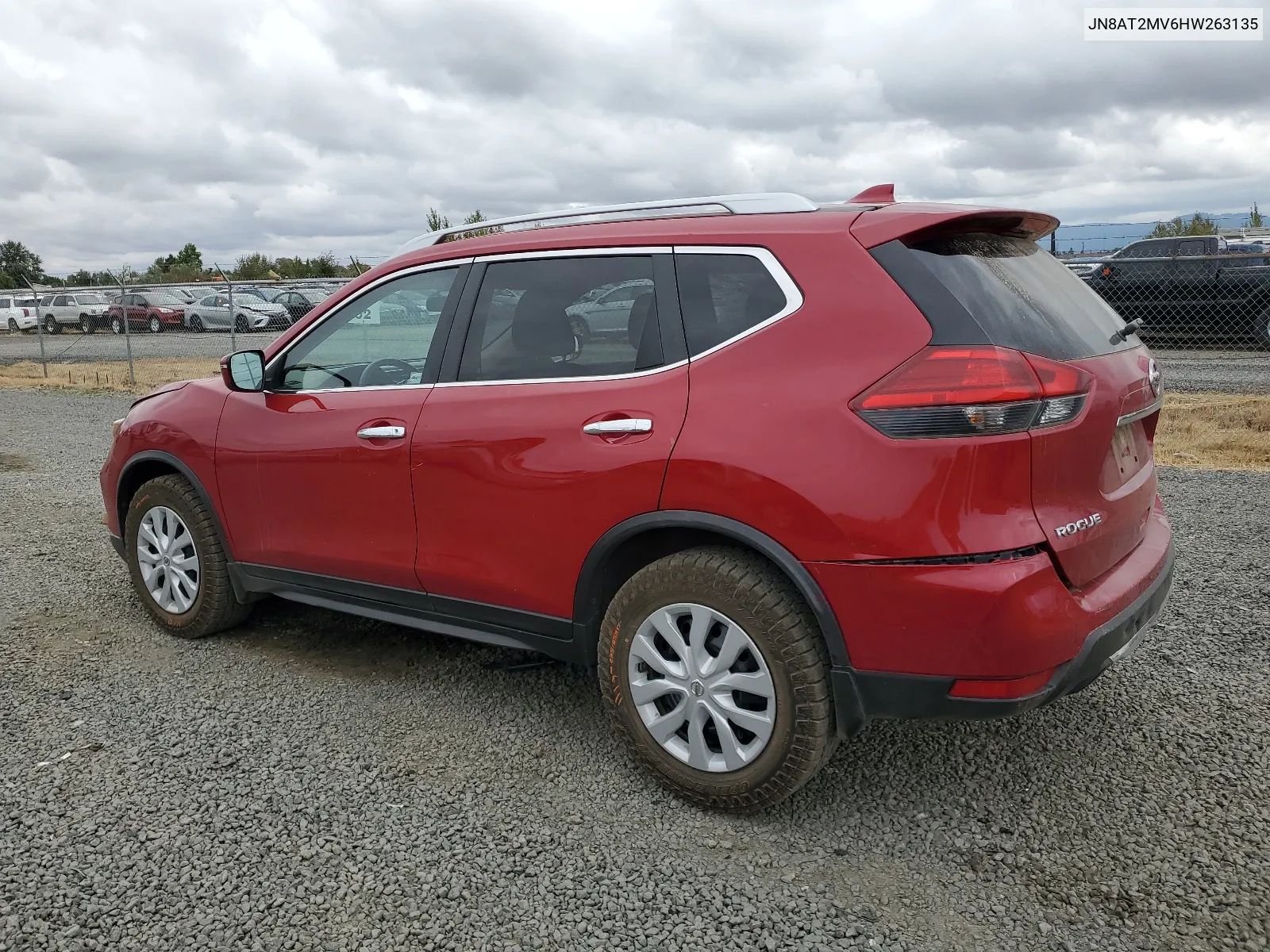 2017 Nissan Rogue S VIN: JN8AT2MV6HW263135 Lot: 68163404