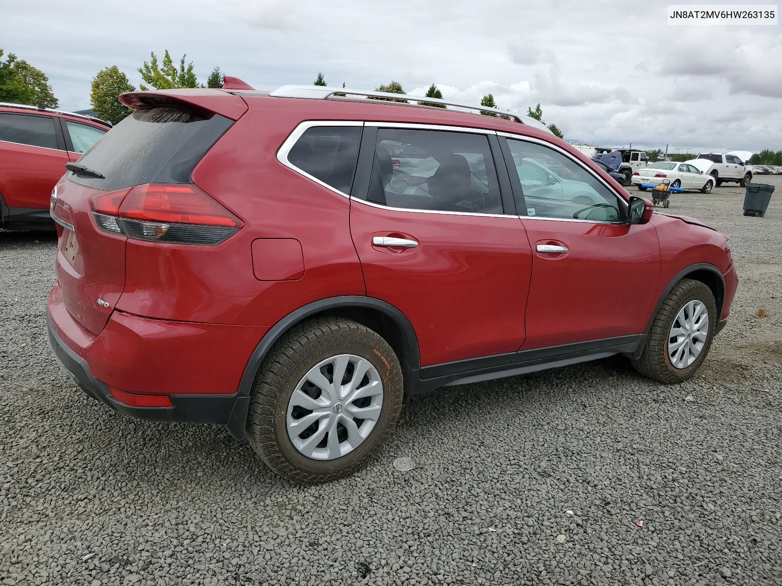 2017 Nissan Rogue S VIN: JN8AT2MV6HW263135 Lot: 68163404