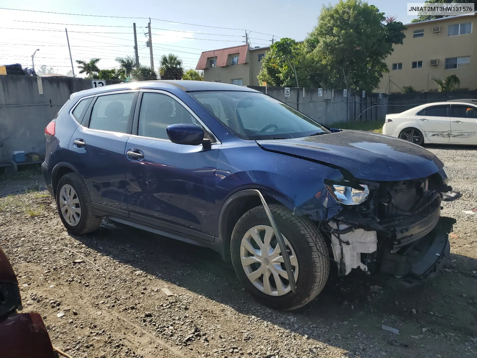 2017 Nissan Rogue S VIN: JN8AT2MT3HW131576 Lot: 68249694