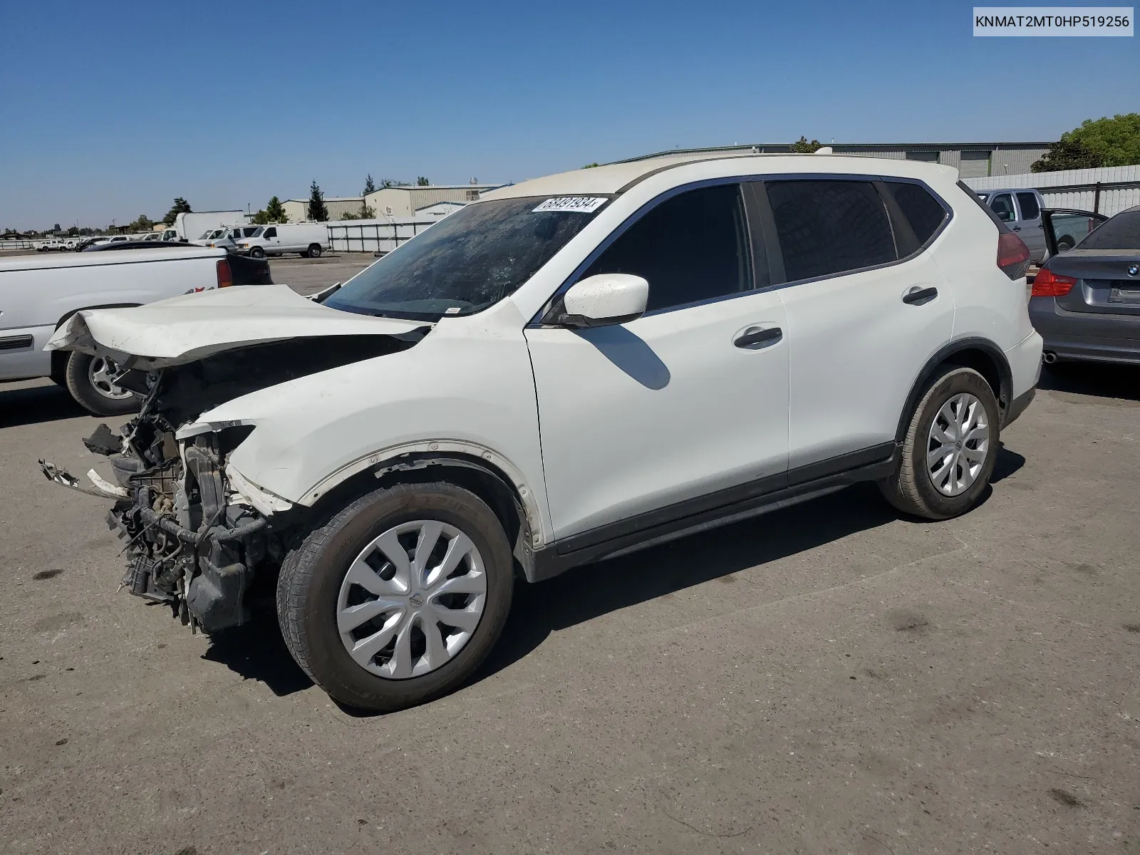 2017 Nissan Rogue S VIN: KNMAT2MT0HP519256 Lot: 68491934