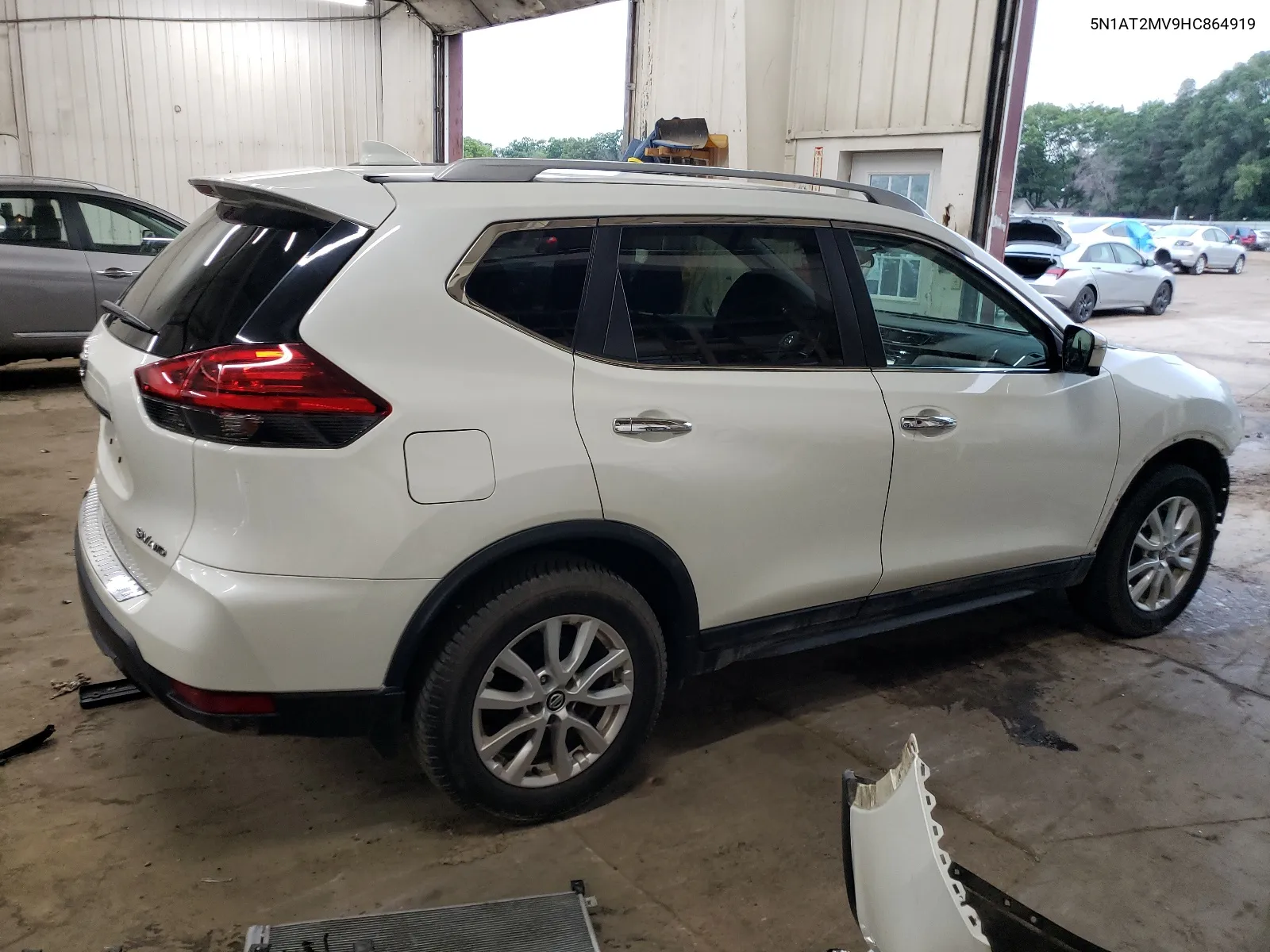 2017 Nissan Rogue Sv VIN: 5N1AT2MV9HC864919 Lot: 68816514