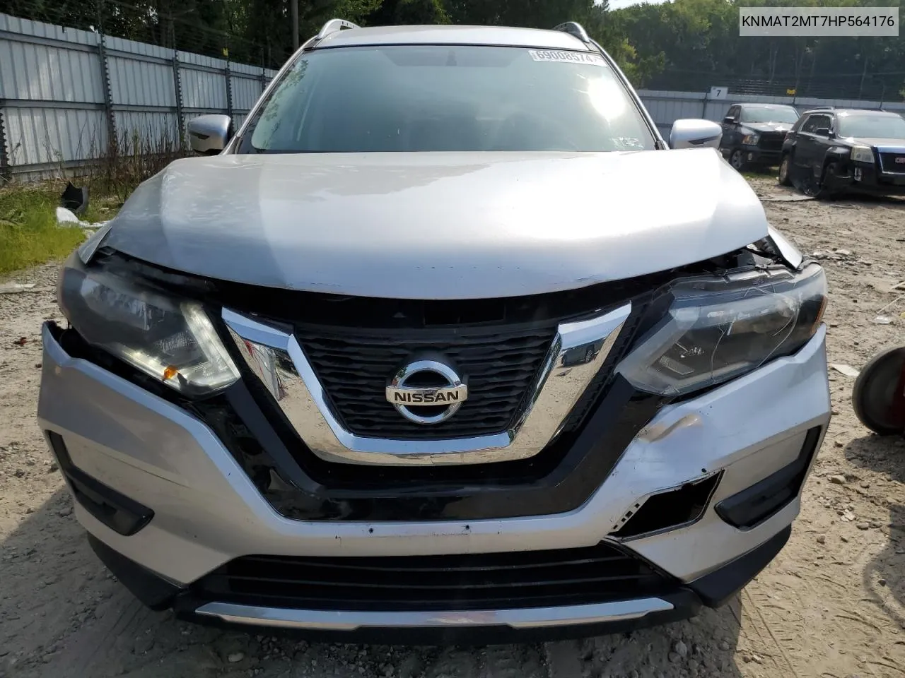 2017 Nissan Rogue S VIN: KNMAT2MT7HP564176 Lot: 69008574