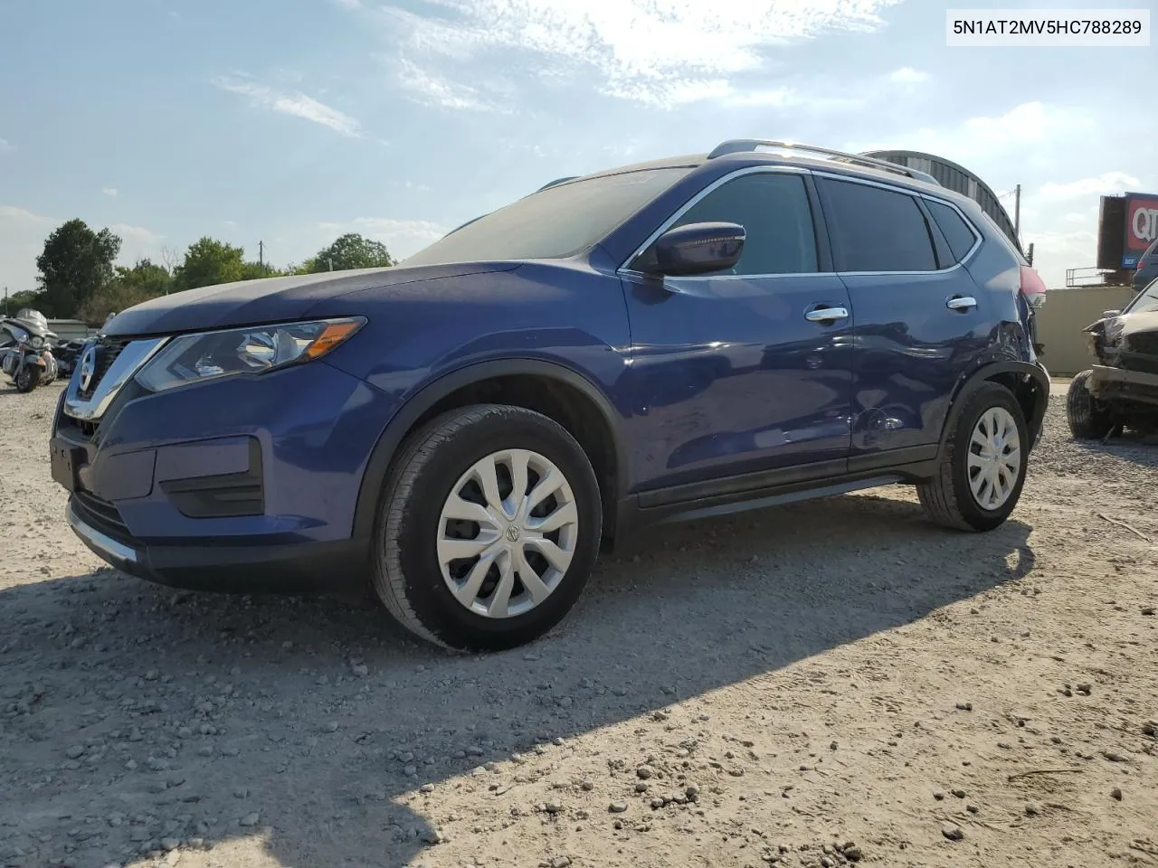 2017 Nissan Rogue Sv VIN: 5N1AT2MV5HC788289 Lot: 69050334