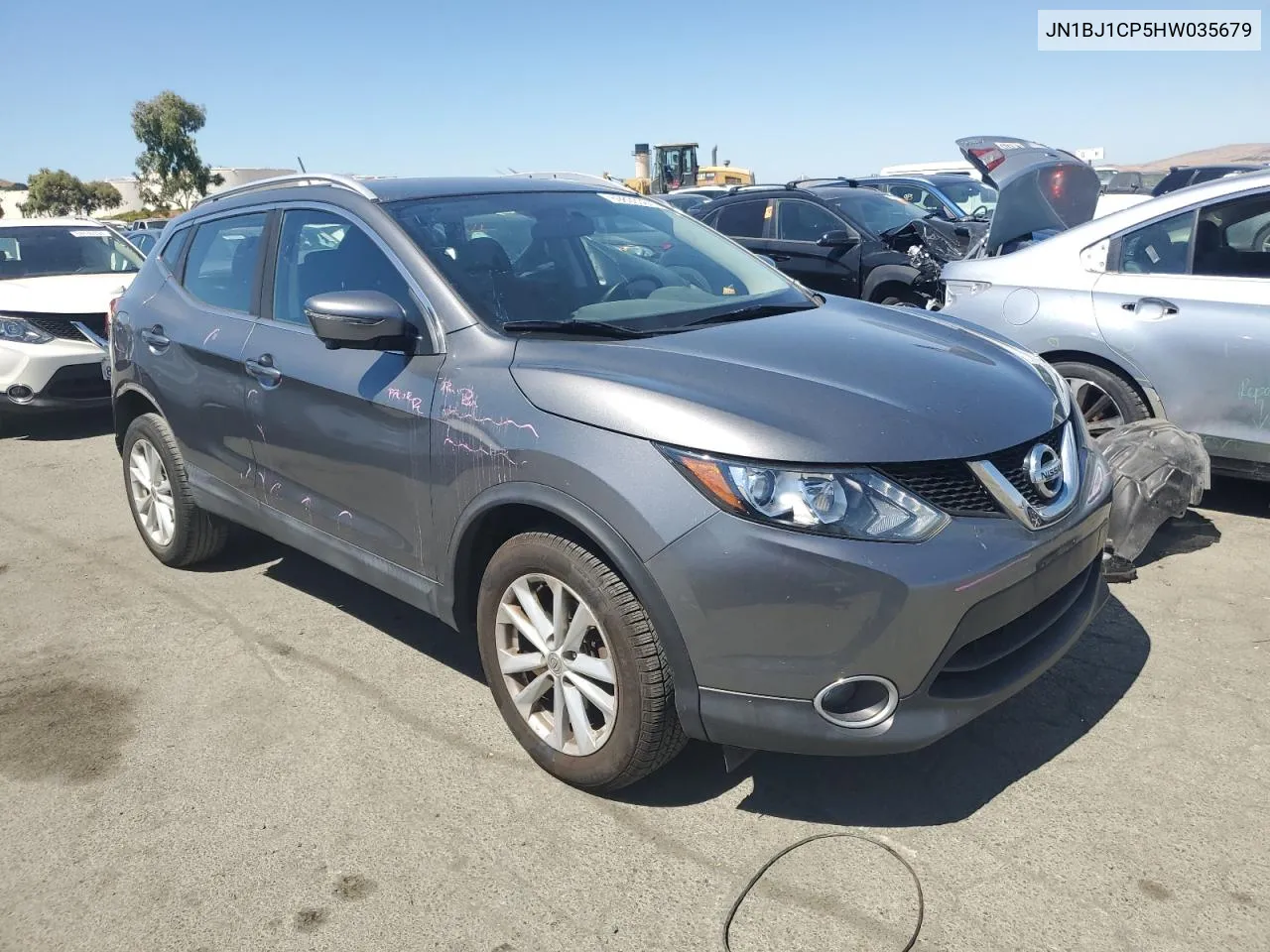 JN1BJ1CP5HW035679 2017 Nissan Rogue Sport S