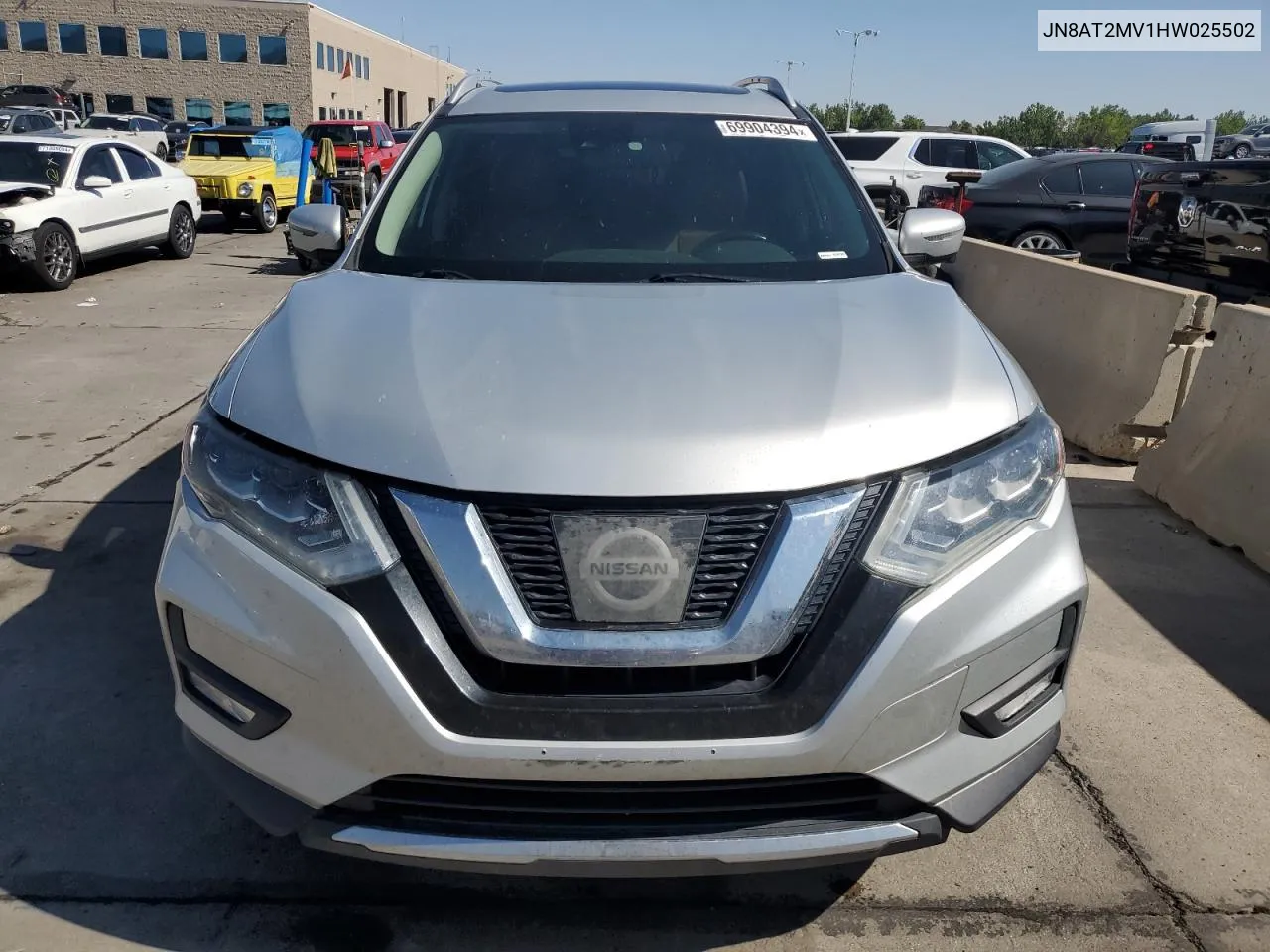 2017 Nissan Rogue S VIN: JN8AT2MV1HW025502 Lot: 69904394