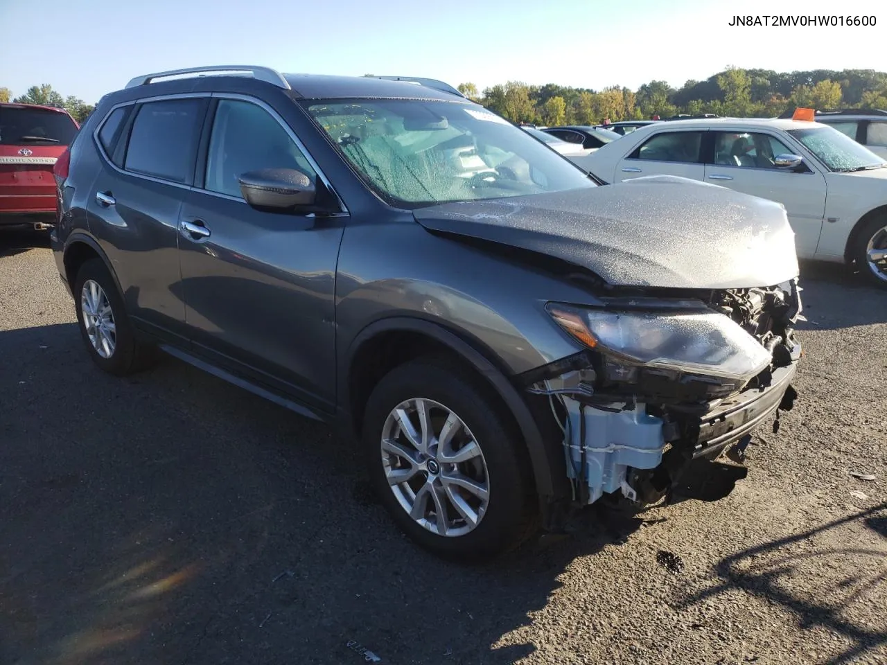 2017 Nissan Rogue S VIN: JN8AT2MV0HW016600 Lot: 70392364