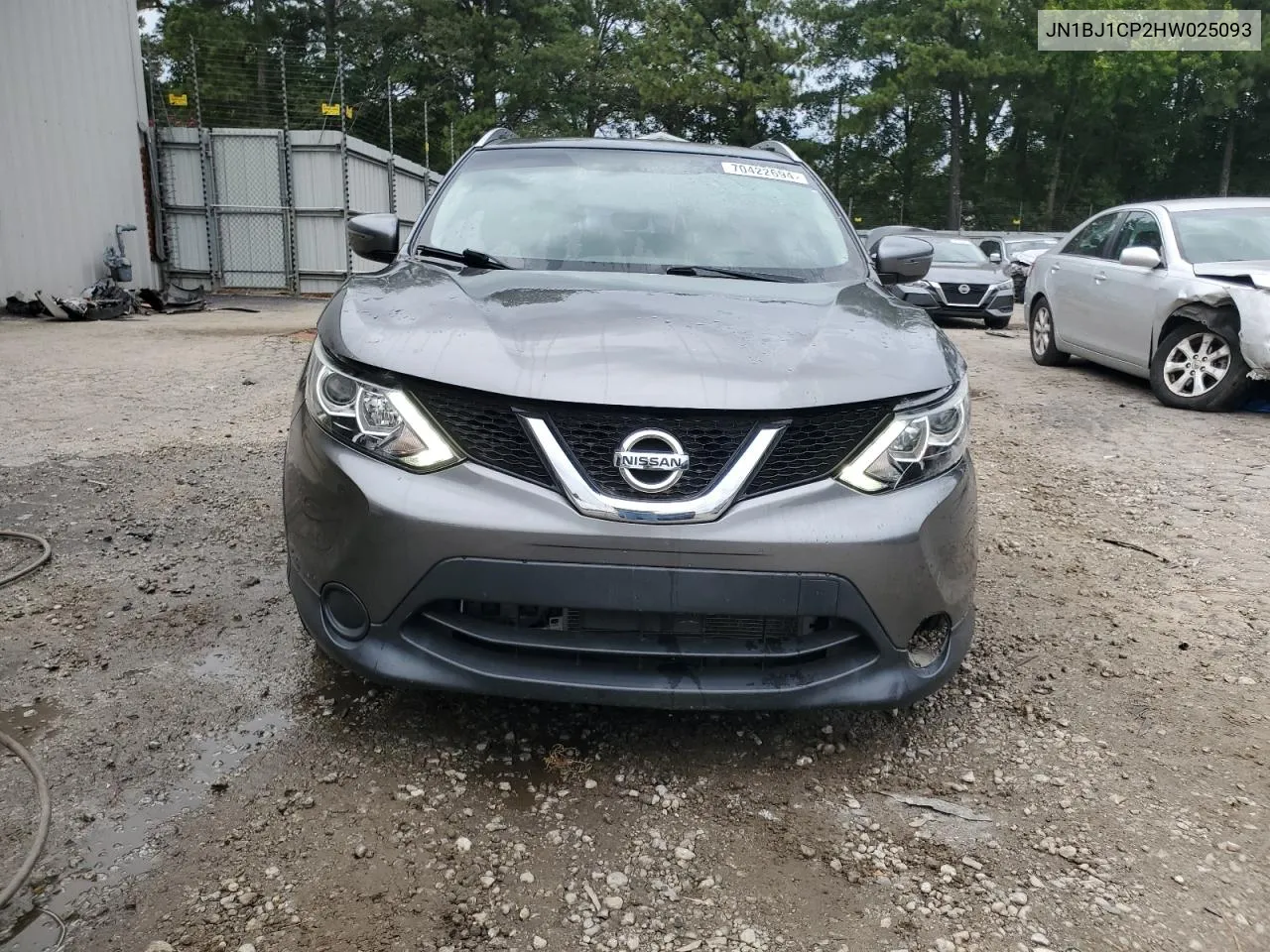 2017 Nissan Rogue Sport S VIN: JN1BJ1CP2HW025093 Lot: 70422694