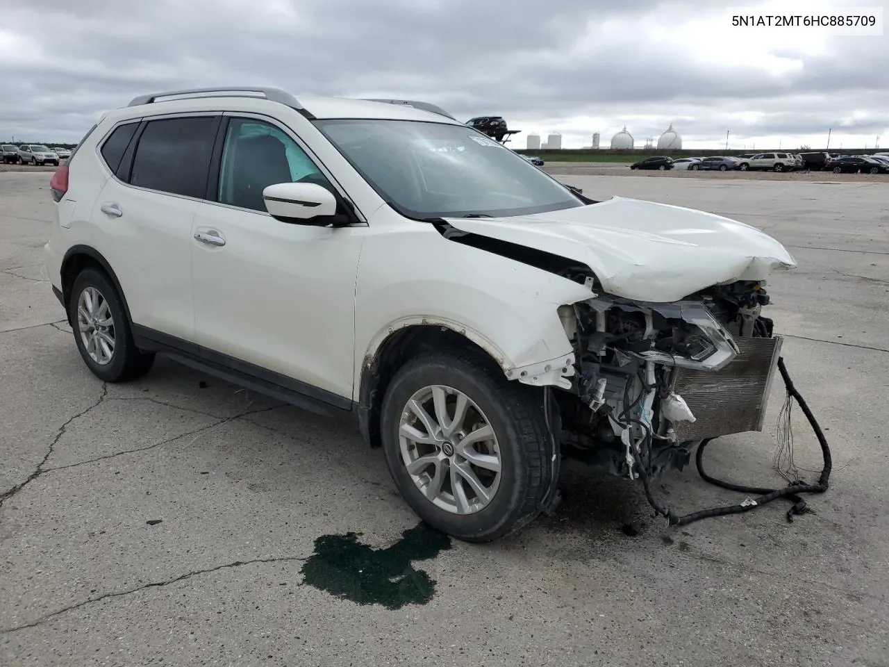 2017 Nissan Rogue S VIN: 5N1AT2MT6HC885709 Lot: 71017504