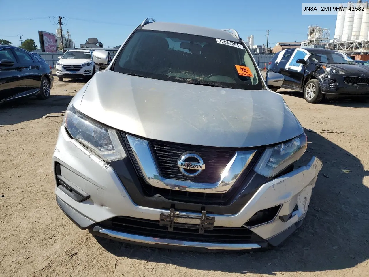 2017 Nissan Rogue S VIN: JN8AT2MT9HW142582 Lot: 72083364