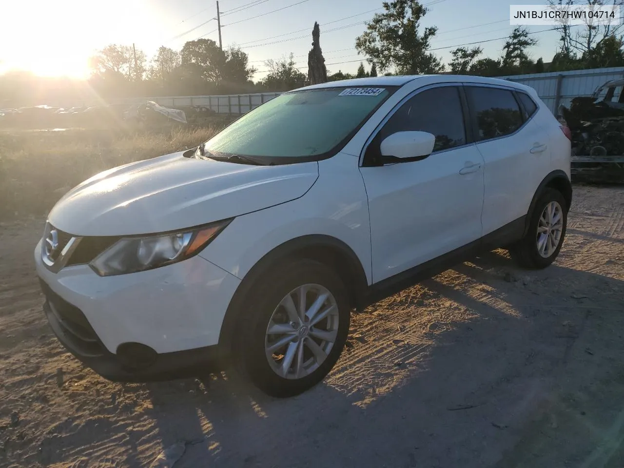 2017 Nissan Rogue Sport S VIN: JN1BJ1CR7HW104714 Lot: 72173454