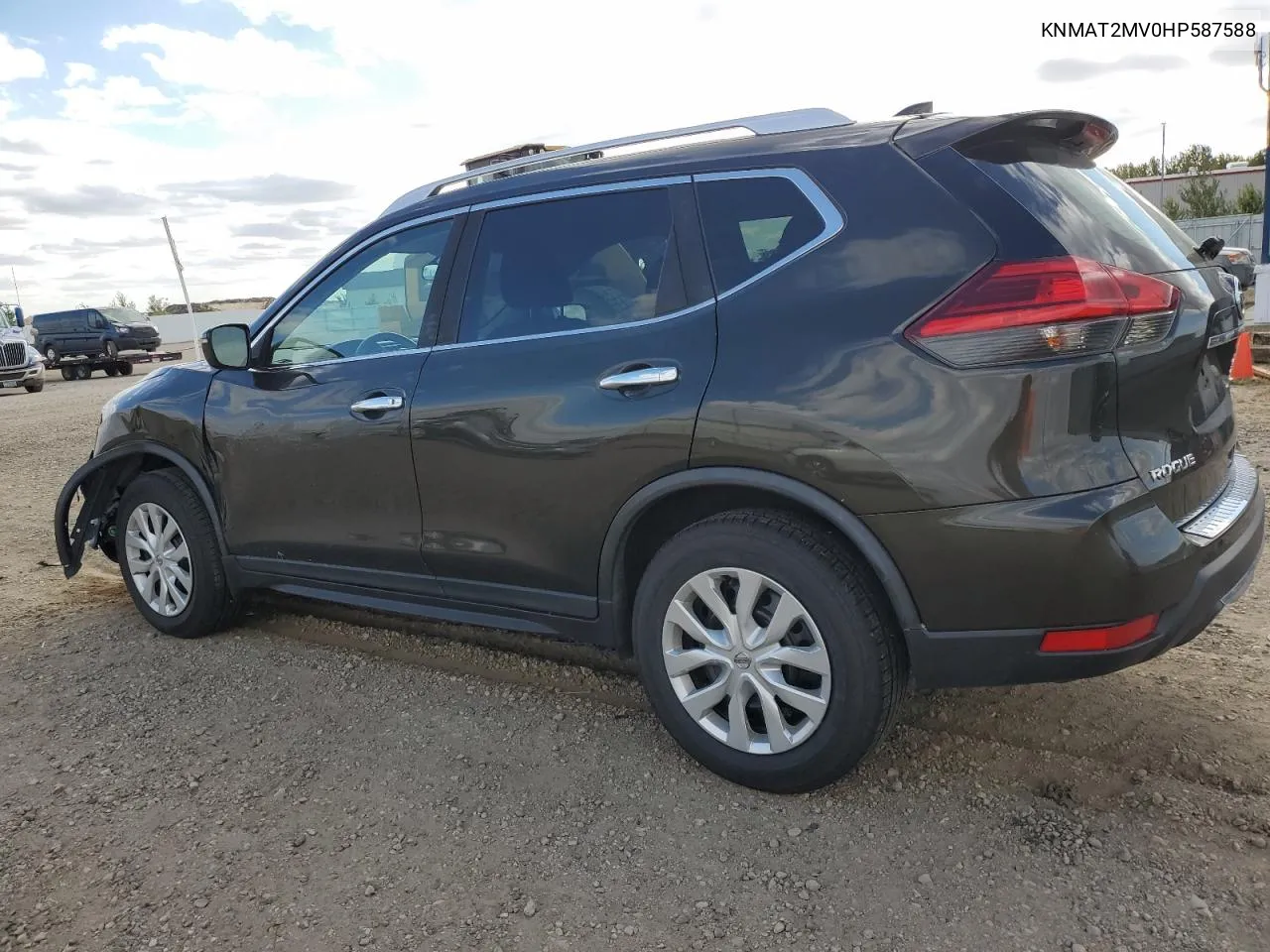 2017 Nissan Rogue S VIN: KNMAT2MV0HP587588 Lot: 72314424