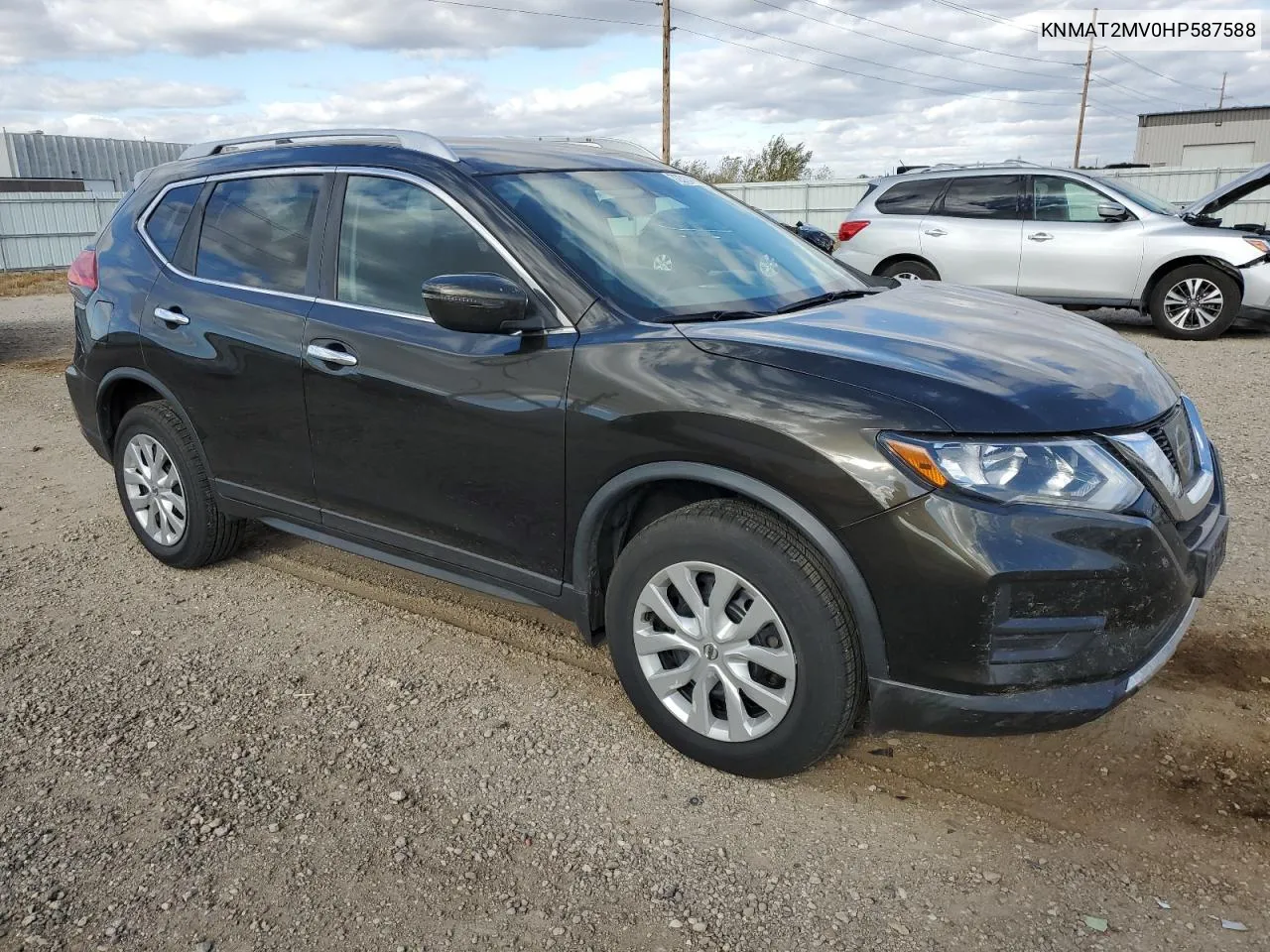 2017 Nissan Rogue S VIN: KNMAT2MV0HP587588 Lot: 72314424