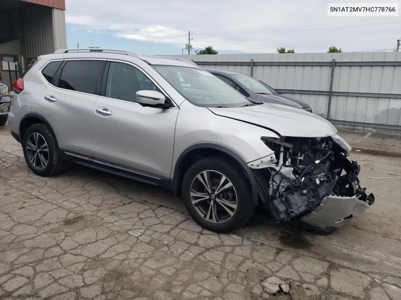 2017 Nissan Rogue Sv VIN: 5N1AT2MV7HC778766 Lot: 73005064