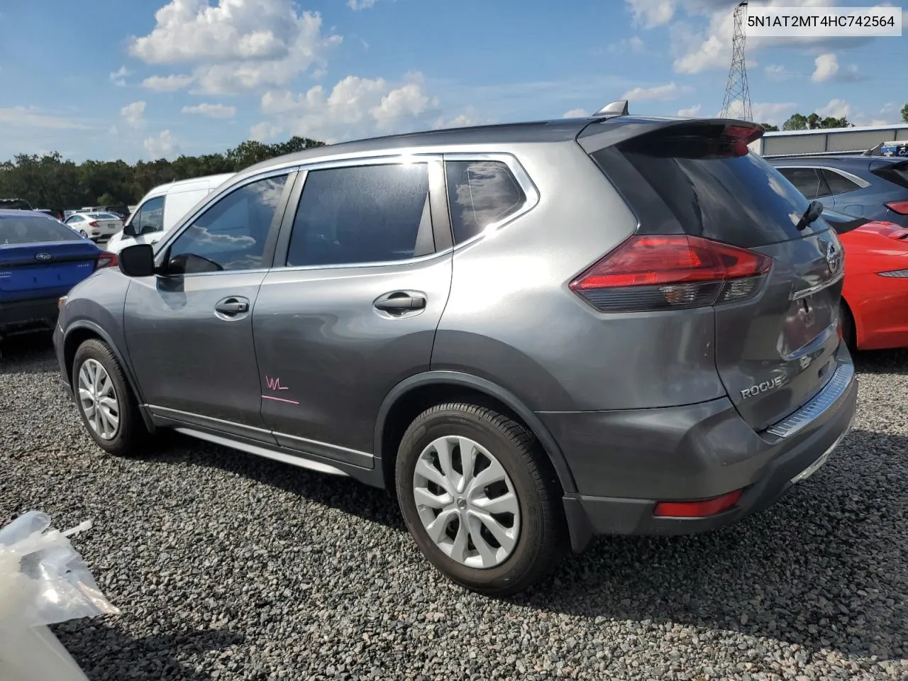 2017 Nissan Rogue S VIN: 5N1AT2MT4HC742564 Lot: 73875714