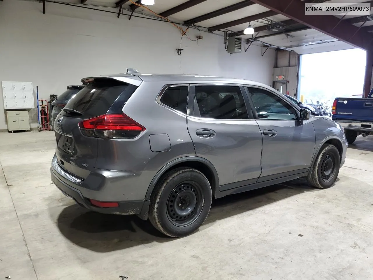 2017 Nissan Rogue S VIN: KNMAT2MV2HP609073 Lot: 74076734