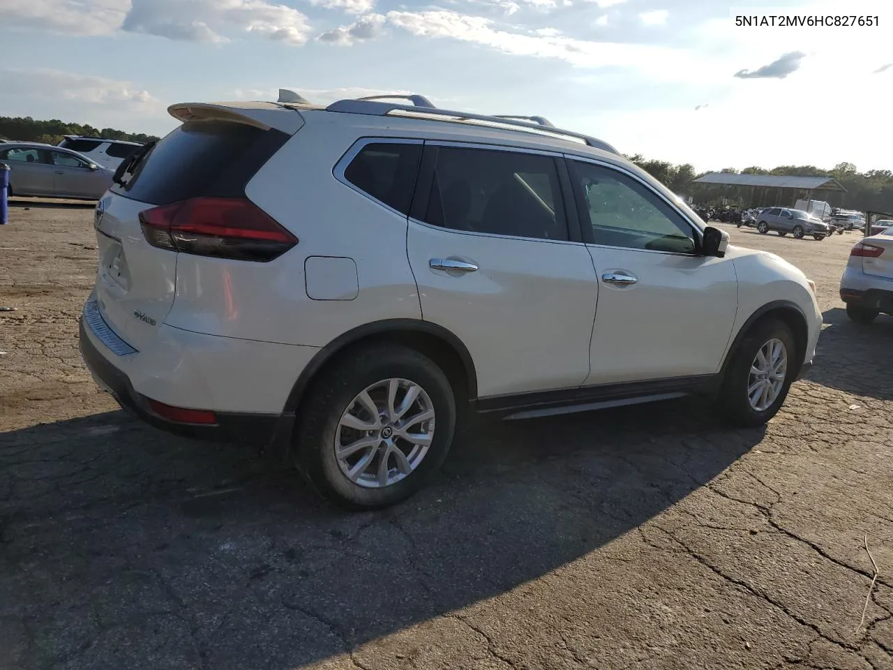 2017 Nissan Rogue Sv VIN: 5N1AT2MV6HC827651 Lot: 74111244