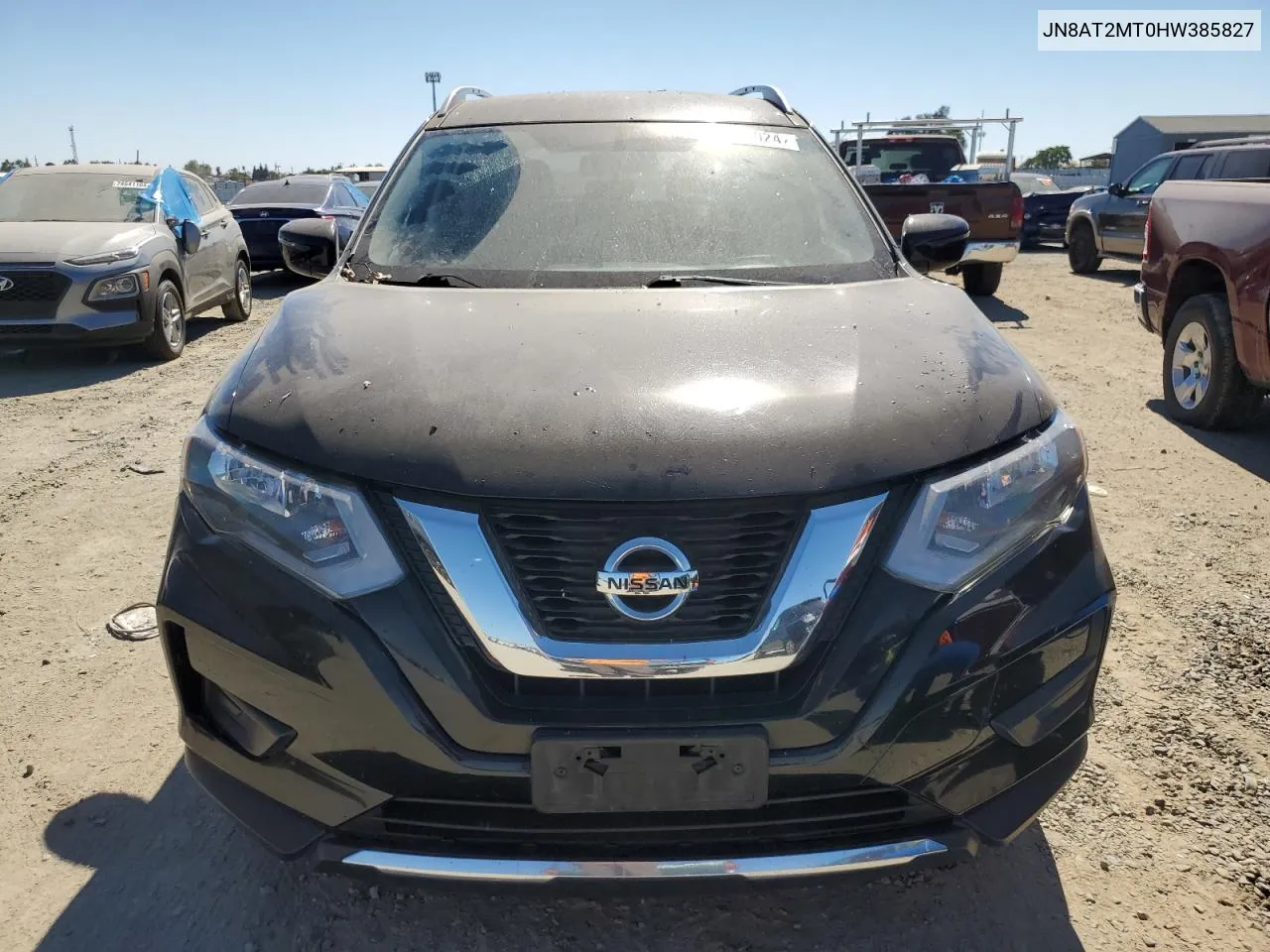 2017 Nissan Rogue S VIN: JN8AT2MT0HW385827 Lot: 74395024