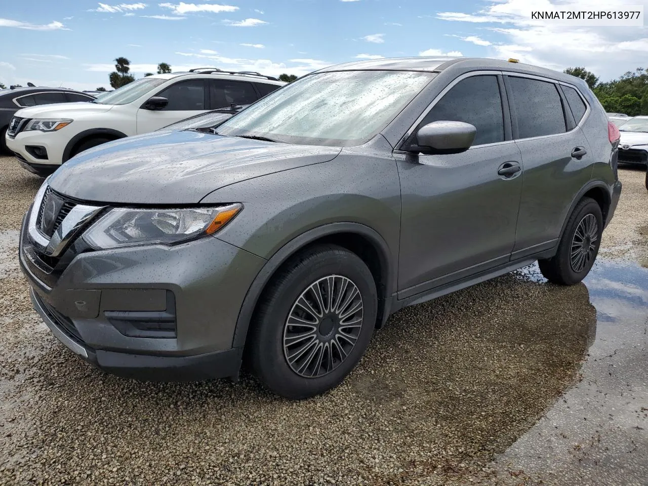 2017 Nissan Rogue S VIN: KNMAT2MT2HP613977 Lot: 74848654