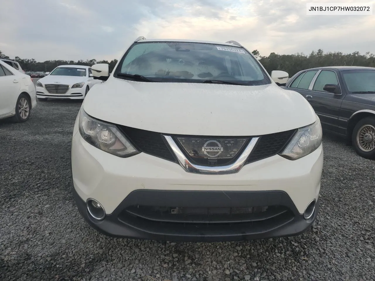 JN1BJ1CP7HW032072 2017 Nissan Rogue Sport S