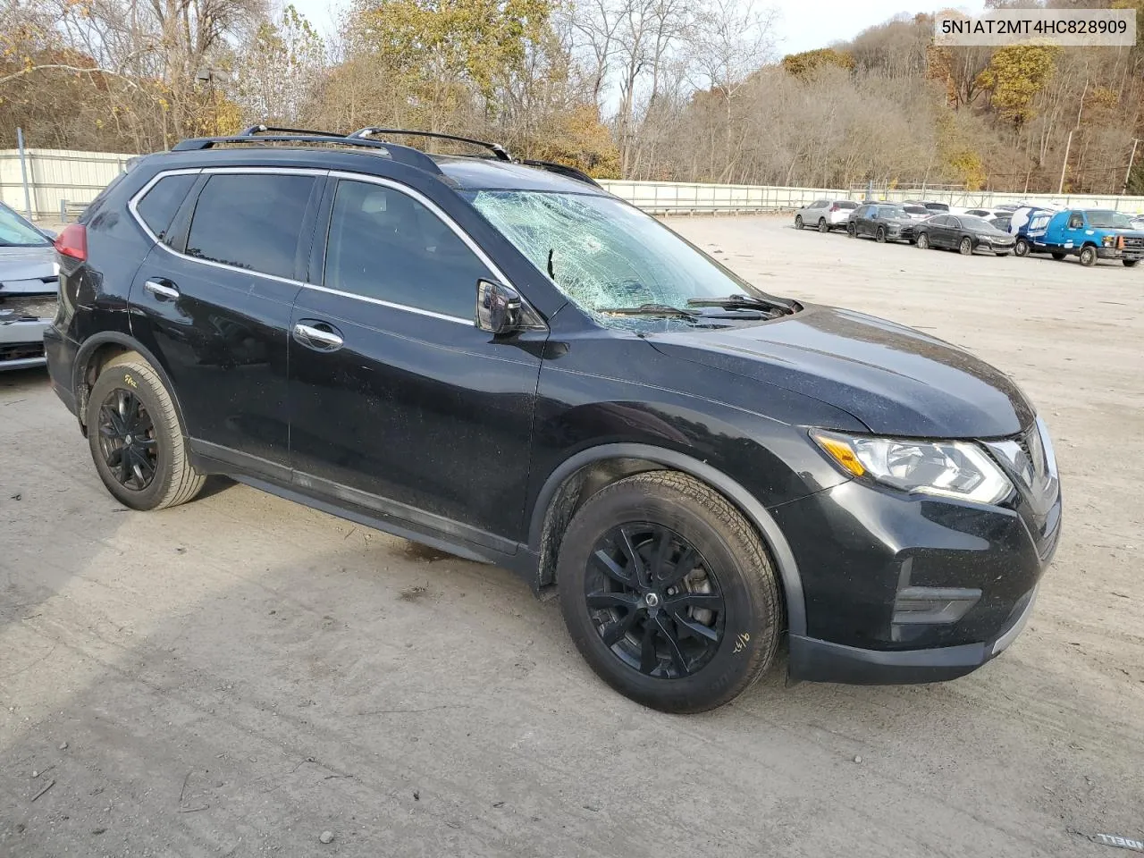 2017 Nissan Rogue S VIN: 5N1AT2MT4HC828909 Lot: 76685674