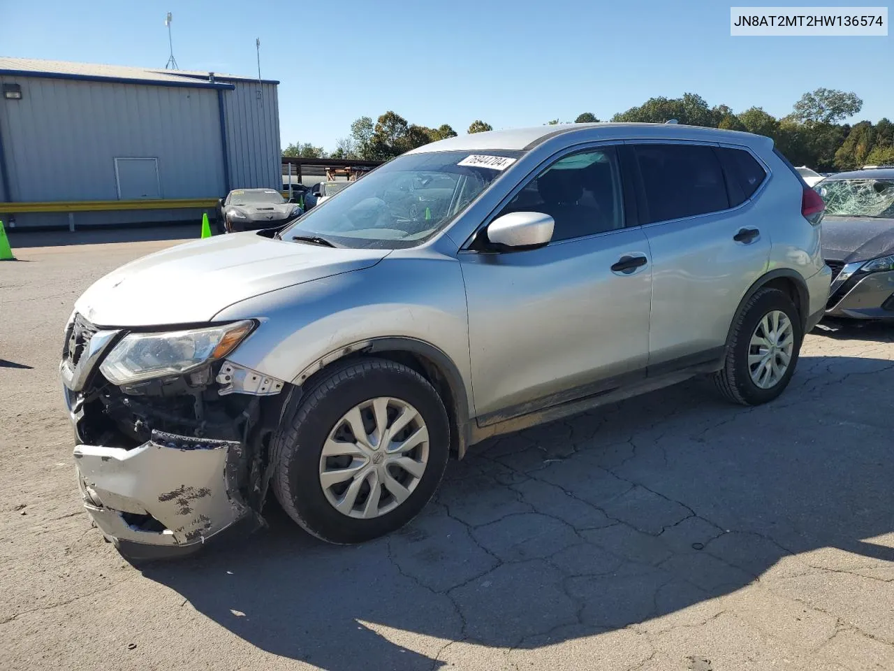 2017 Nissan Rogue S VIN: JN8AT2MT2HW136574 Lot: 76944704